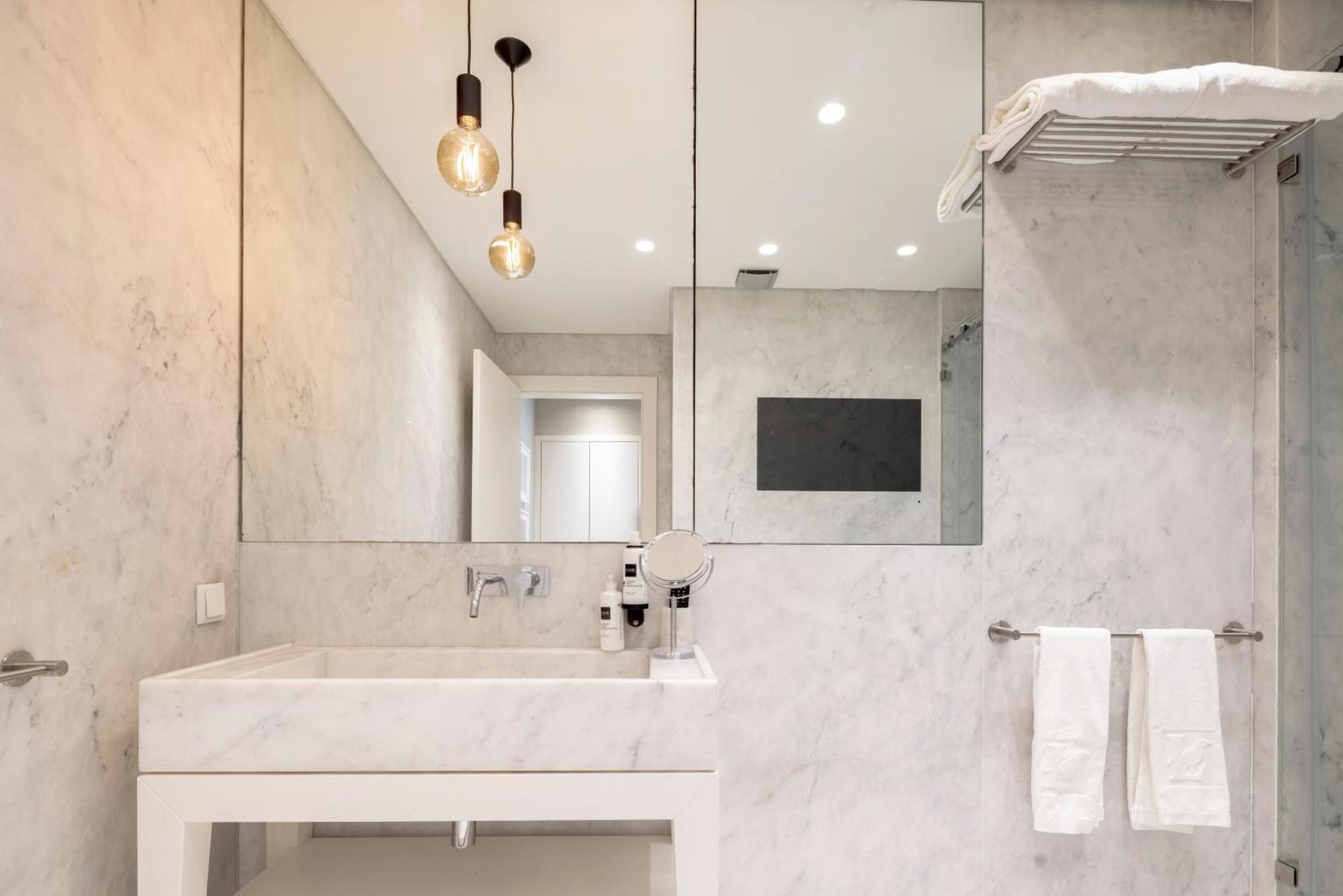 Chiado Mercy Apartments | Lisbon Best Apartments Eksteriør bilde